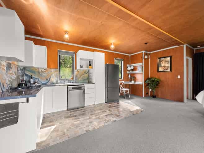 90 Hoeke Road, Carterton