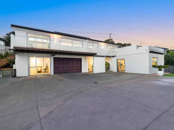 70 Waldorf Crescent, Orewa