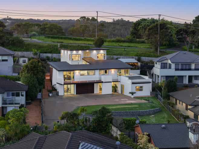 70 Waldorf Crescent, Orewa