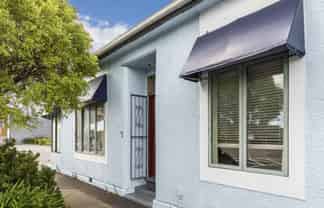 1-2/398 Ferry Road, Woolston