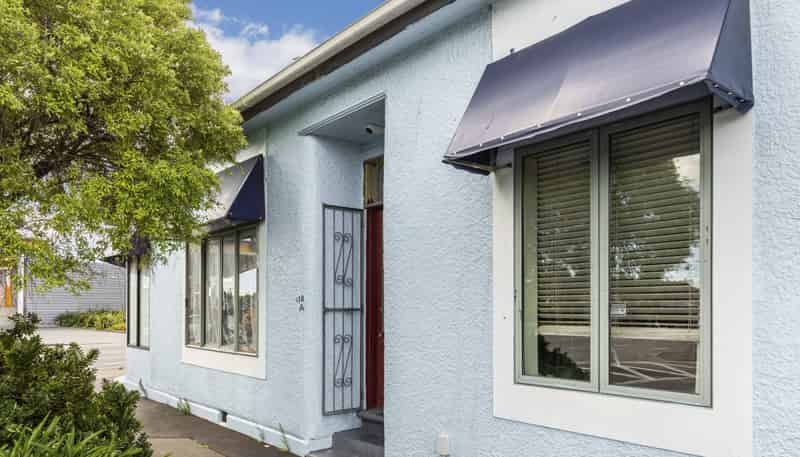 1-2/398 Ferry Road, Woolston