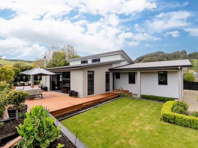 4 Coronga Lane, Wingatui, Mosgiel