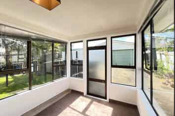 17 Hinau Street, New Lynn