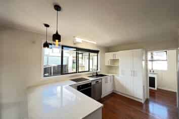 17 Hinau Street, New Lynn