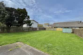 76 May Road, Mount Roskill
