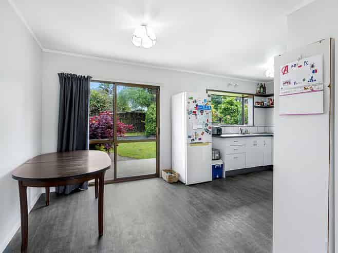 43 Winstone Avenue, Chartwell