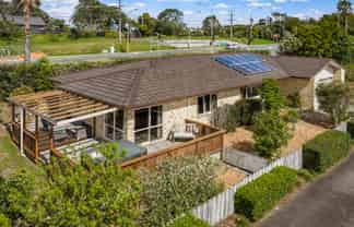 2 Totara Views Drive, Red Beach