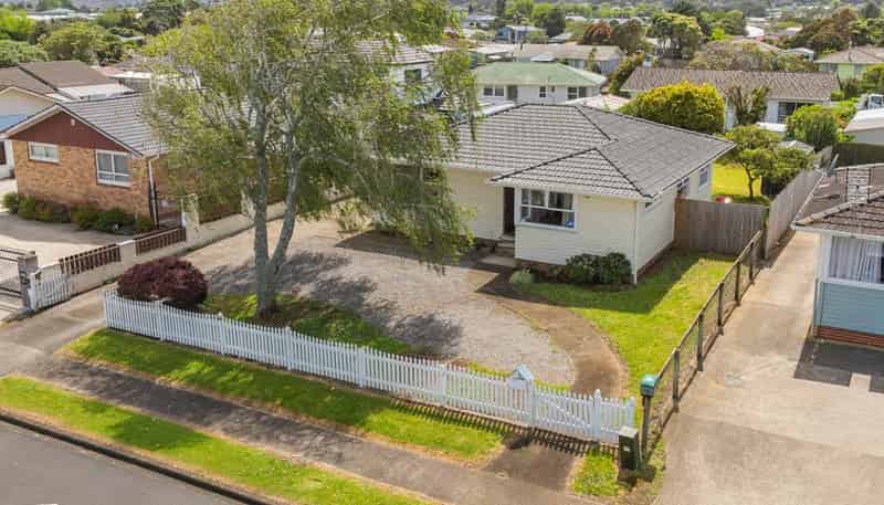 19 Wordsworth Road, Manurewa