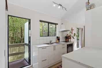 2/30 Anne McLean Drive, Glenfield