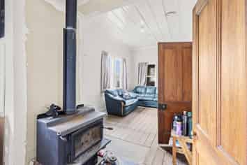 6 Alexandra Street, Marton