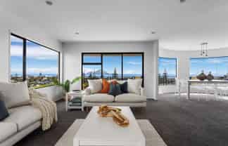 11 Island View Heights, Coastlands