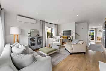 1 Nga Waka Place, Mangere