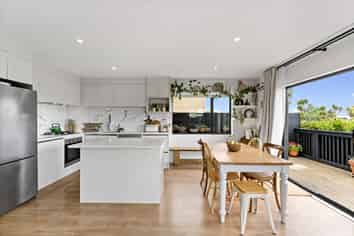 1 Nga Waka Place, Mangere