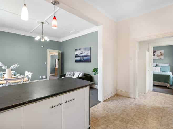 525 South Road, Calton Hill