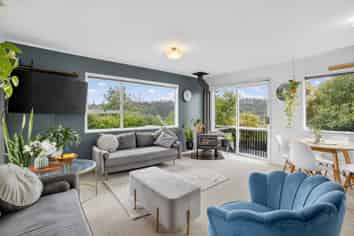 2/155 Verbena Road, Birkdale