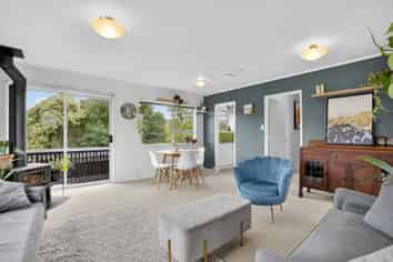 2/155 Verbena Road, Birkdale