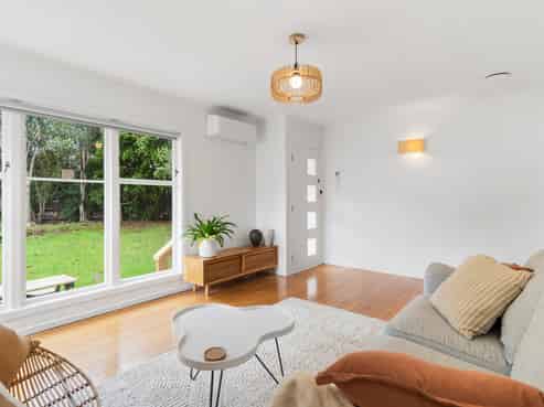 1 Glenford Lane, Te Atatu Peninsula