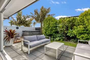 117 Palm Springs Boulevard, Papamoa