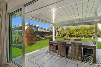 117 Palm Springs Boulevard, Papamoa