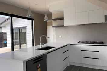 10 Spark Road, Milldale