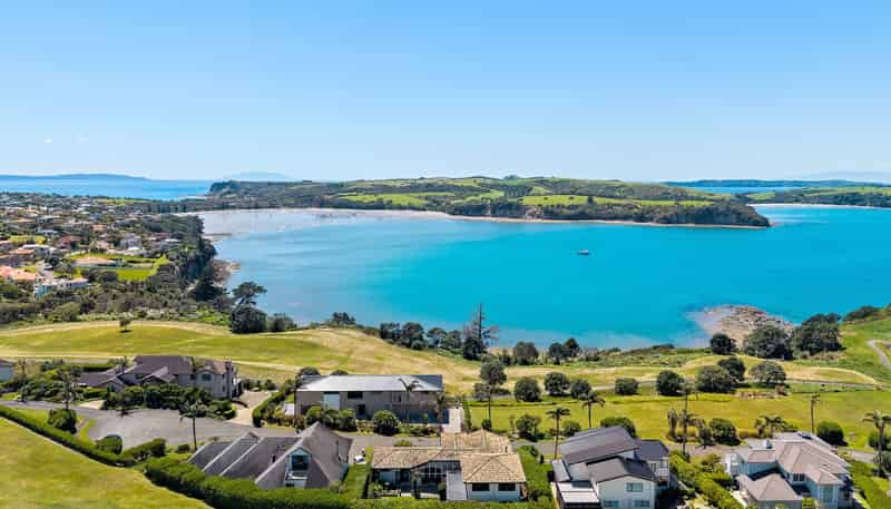 13 Pacific Cliffs Drive, Gulf Harbour