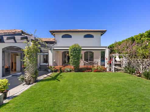 13 Pacific Cliffs Drive, Gulf Harbour