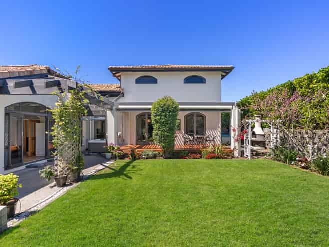 13 Pacific Cliffs Drive, Gulf Harbour