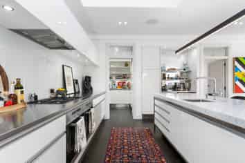 9 Allister Avenue, Merivale