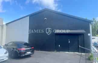 Functional Penrose Unit – Clear-Span & Loft Office