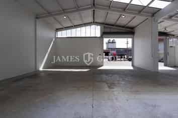 HENDERSON WAREHOUSE & GATED YARD || VACANT