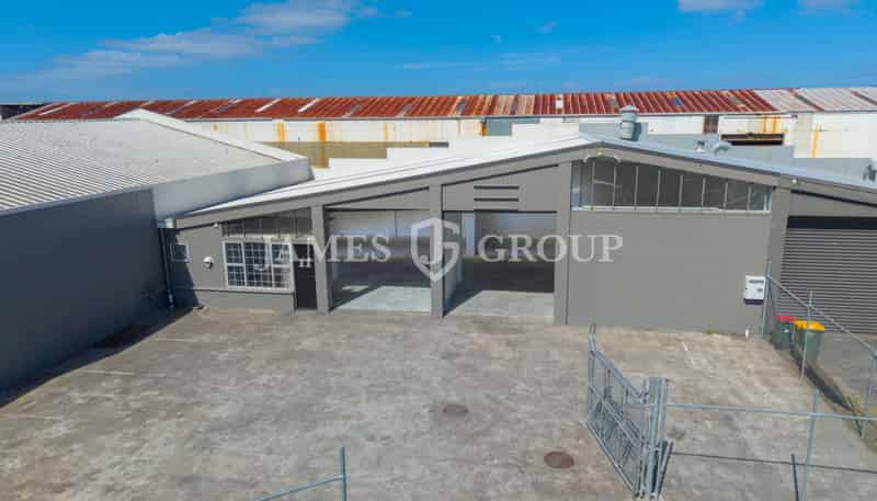 1 & 2/11 Rupeke Place, Henderson