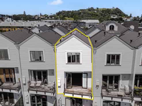 33F New North Road, Eden Terrace