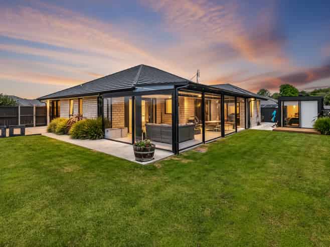 13 Pamela Christine Road, Patumahoe