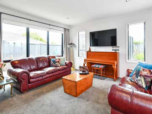 13 Pamela Christine Road, Patumahoe