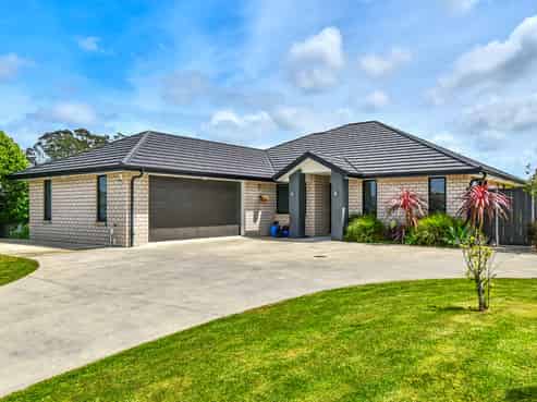 13 Pamela Christine Road, Patumahoe