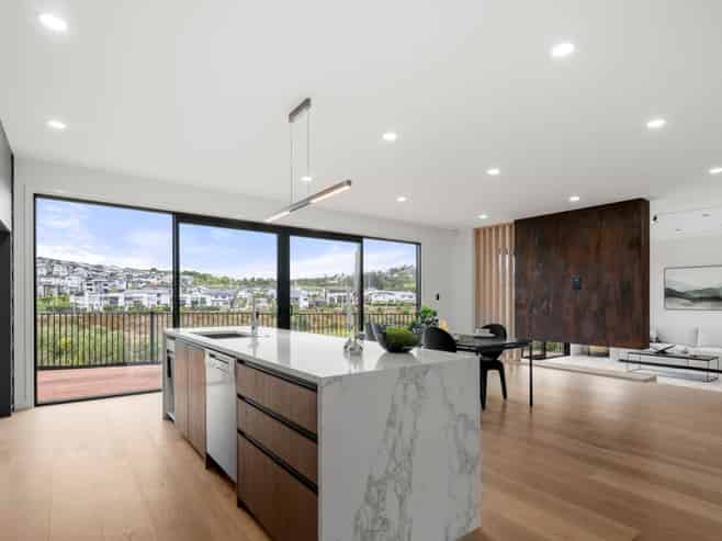 47 Streamview Way, Long Bay