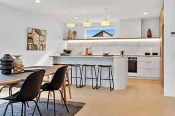 2 Charters Lane, Stoke