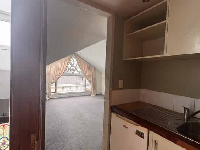 Bedsit/195 The Terrace, Wellington Central