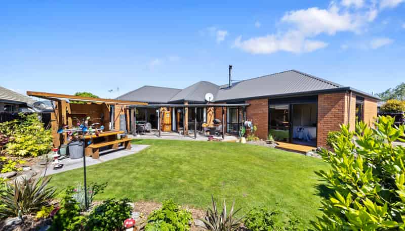 6 Astor Place, Halswell