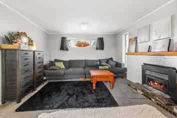 21 Tania Cresent, Western Heights