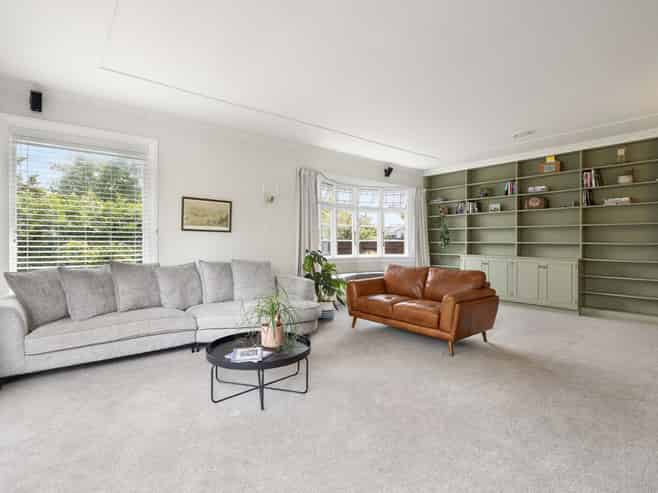 28 Second Street, Lansdowne