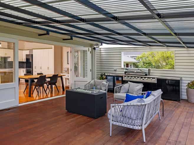 28 Second Street, Lansdowne