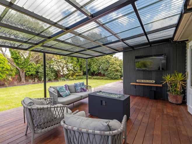 28 Second Street, Lansdowne