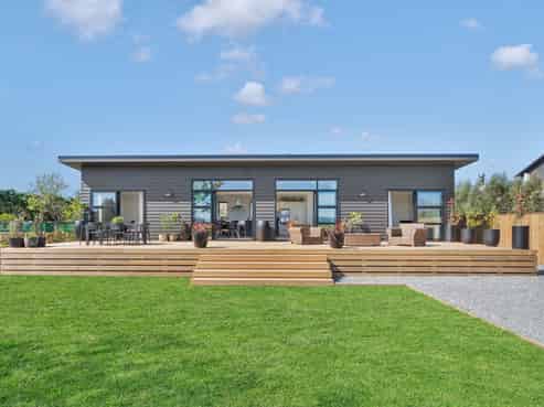 27 Ferry Road, Martinborough