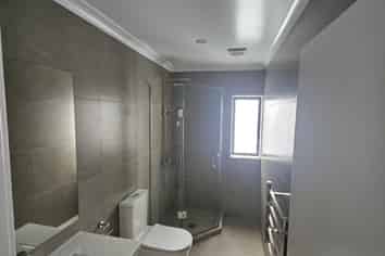 2/41 Charles Dickens Drive, Mellons Bay