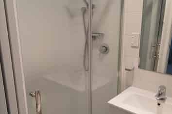 2/41 Charles Dickens Drive, Mellons Bay