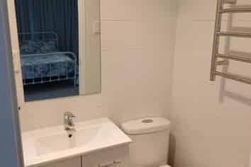 2/41 Charles Dickens Drive, Mellons Bay