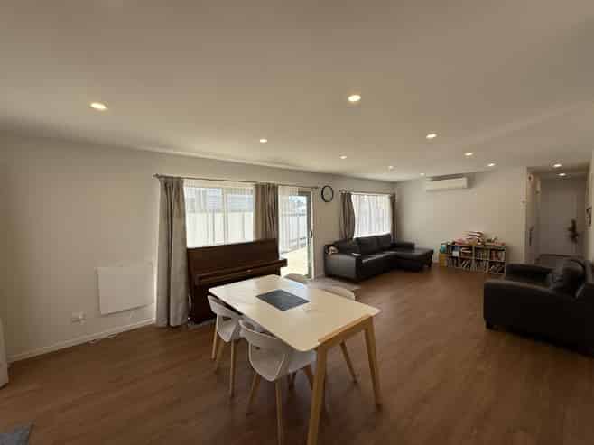 B/32 Halswater Drive, Churton Park