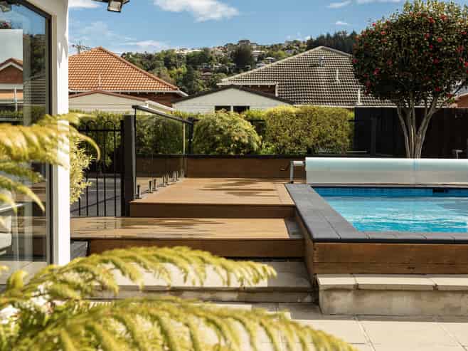 215 Bay View Road, Saint Clair