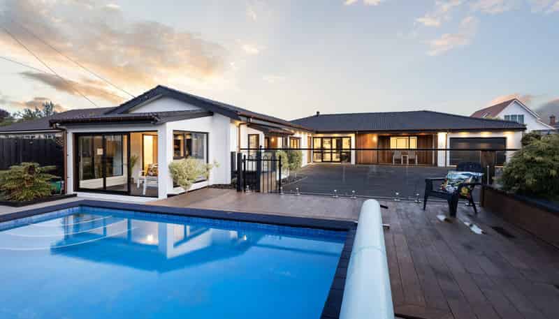 215 Bay View Road, Saint Clair